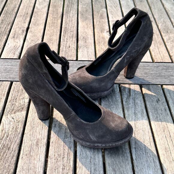 Born Crown Womens Size 6 Silvana Gray Suede Ankle Strap Mary Jane Heel - Picture 1 of 12